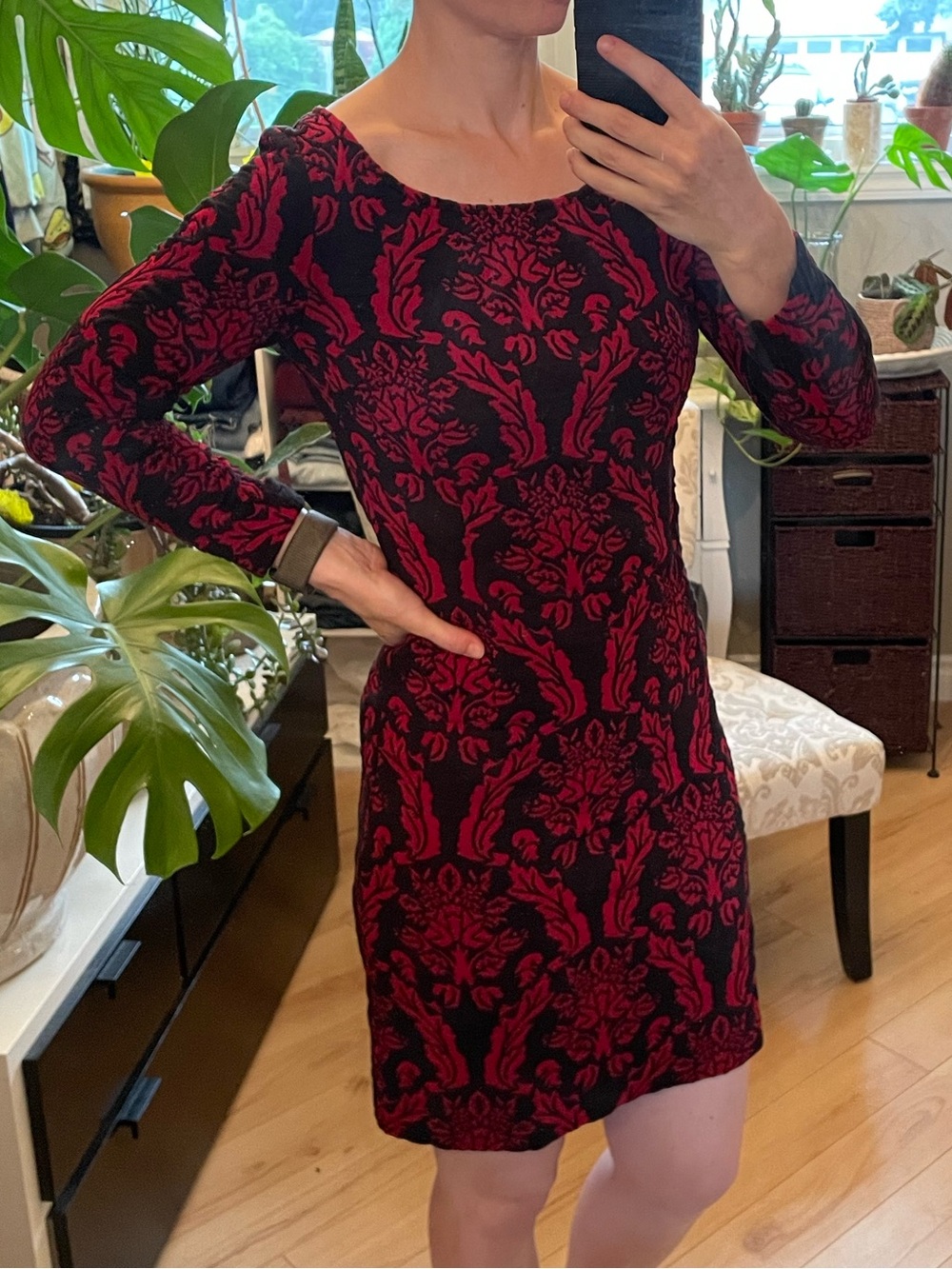 BB Dakota Sz M black and red long sleeve dress